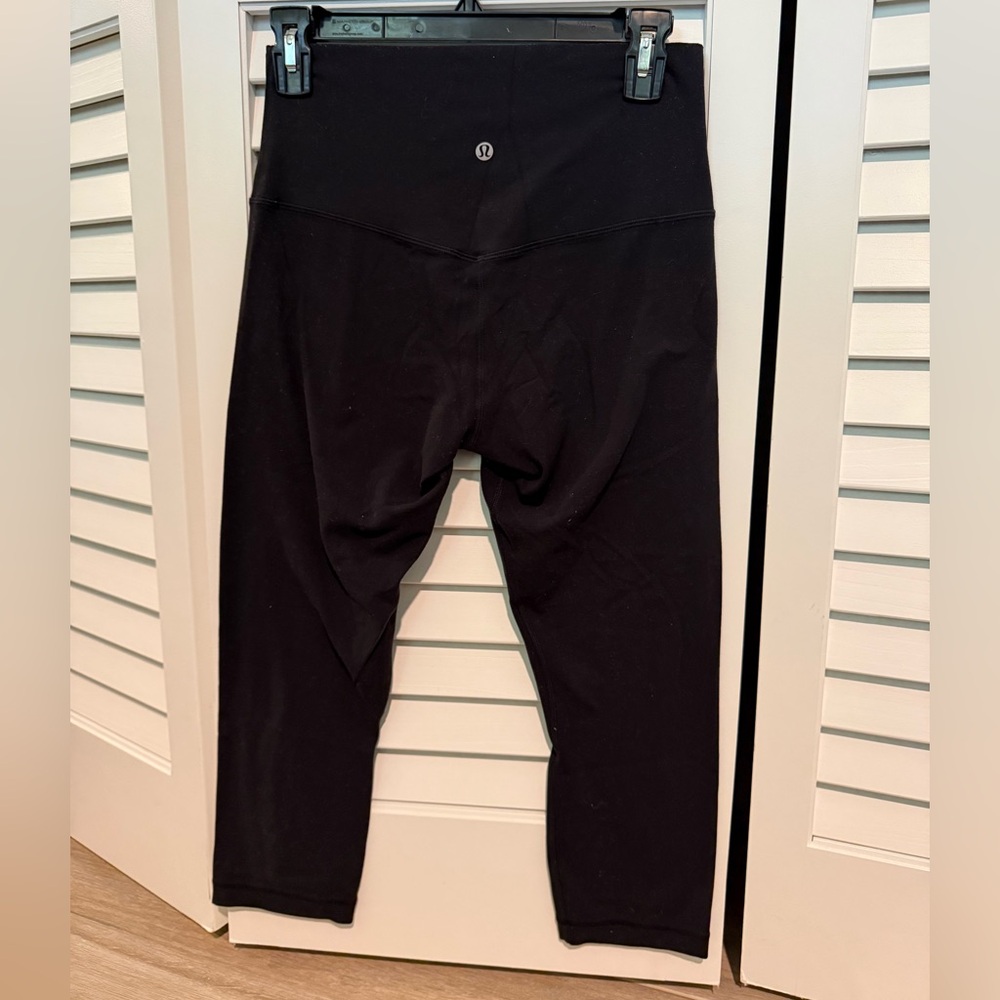 Lululemon Align Black 21” Crop Buttery Soft Leggings Size 8